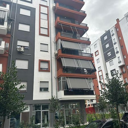 Riar Apartaments Korça Exteriör bild